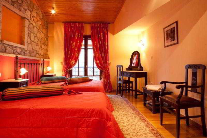 Hotel Kynaitha Калаврита Экстерьер фото