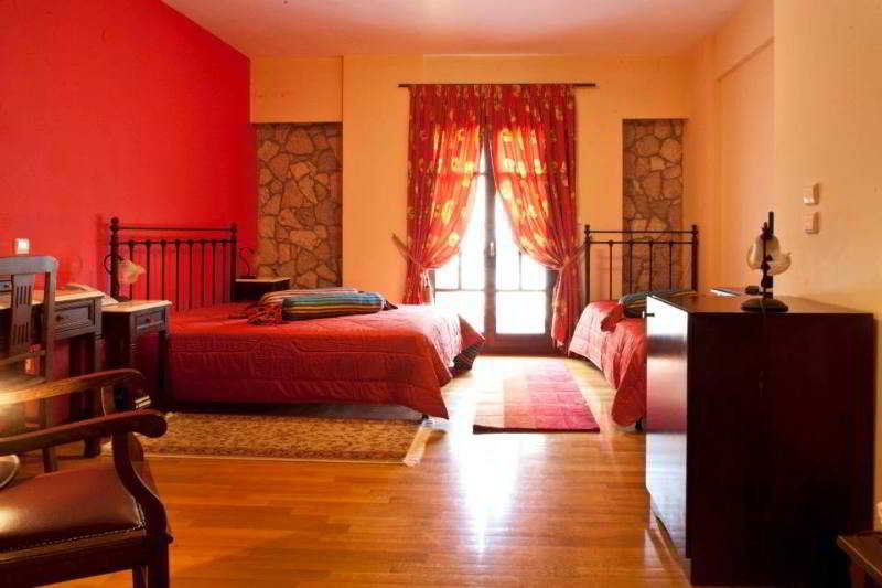 Hotel Kynaitha Калаврита Экстерьер фото